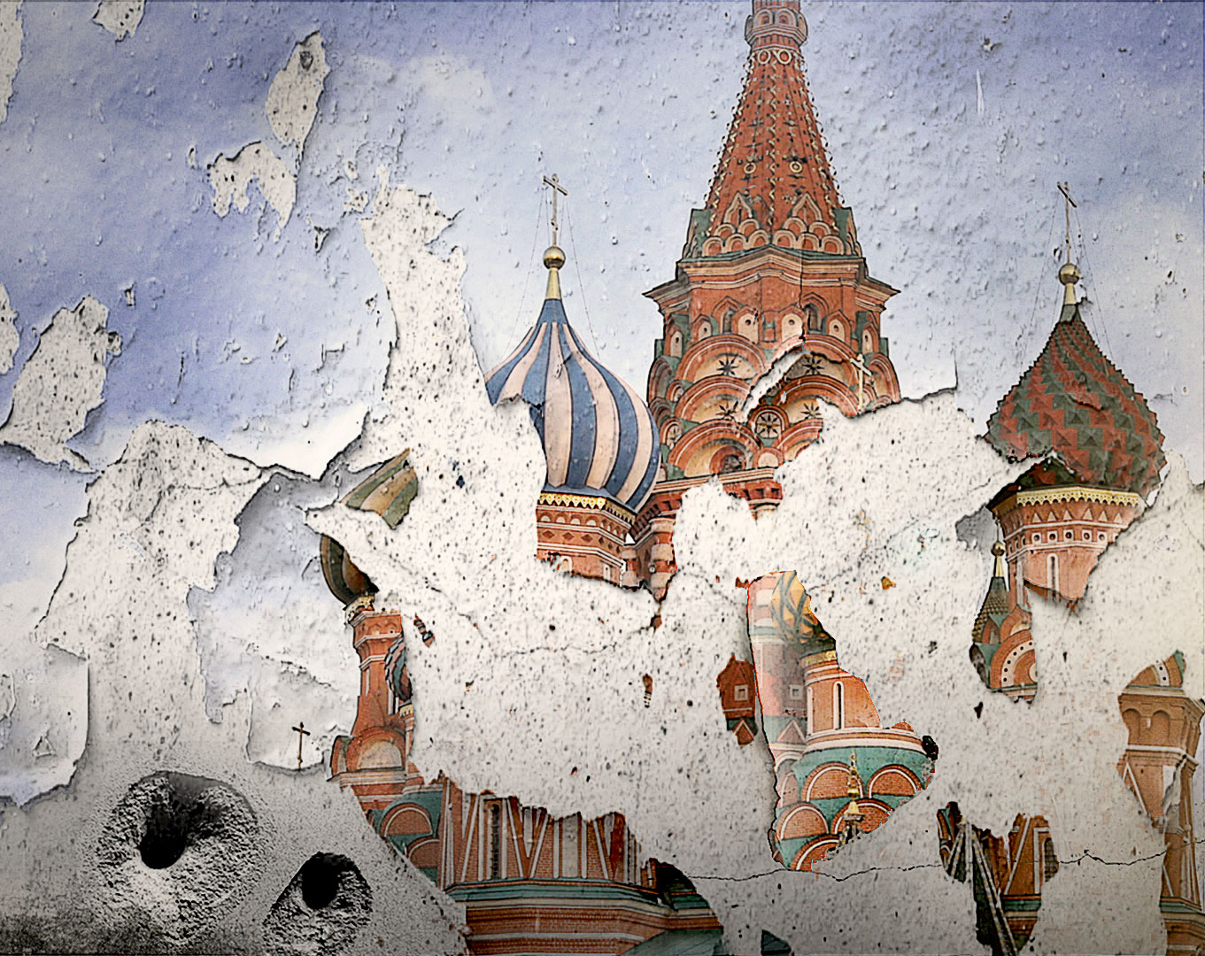 En krackelerad väggmålning som en gång har föreställt katedralen på Röda torget i Moskva.